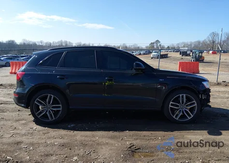 2016 Audi Sq5 3.0T Premium Plus z USA, uszkodzony, nr VIN WA1CCAFP0GA022562